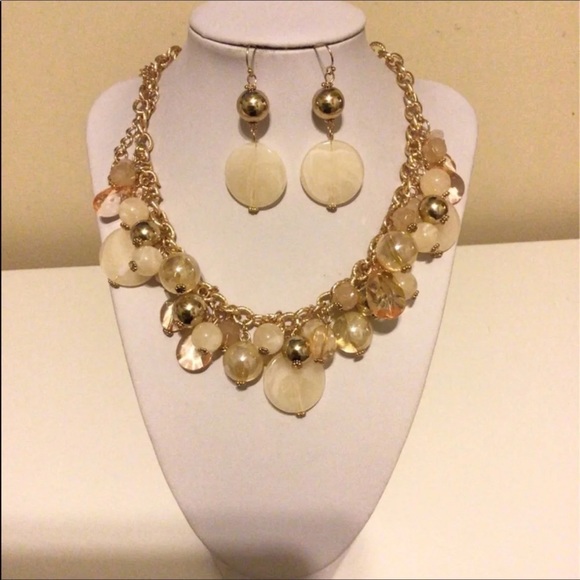 NEW. Firstmeet. Cream Gold Jewelry Set. - Picture 2 of 8